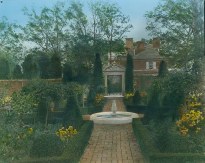 The Causeway, James Parmelee house, 3100 Macomb Street, Washington, D.C., 1919. Creator: Frances Benjamin Johnston.