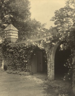 Chatham, Colonel Daniel Bradford Devore house, 120 Chatham Lane, Fredericksburg, Virginia., 1927. Creator: Frances Benjamin Johnston.