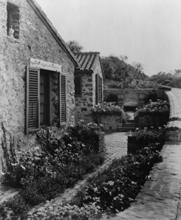 Surprise Valley Farm, Arthur Curtiss James property, Beacon Hill Road, Newport, Rhode Island, 1917 Creator: Frances Benjamin Johnston.
