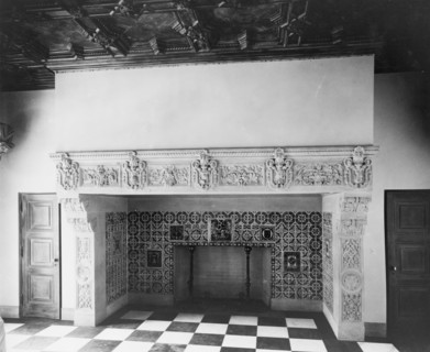 Pasadena, California, Mrs. Herbert Coppell home (interior) - enormous and elaborately..., 1917. Creator: Frances Benjamin Johnston.