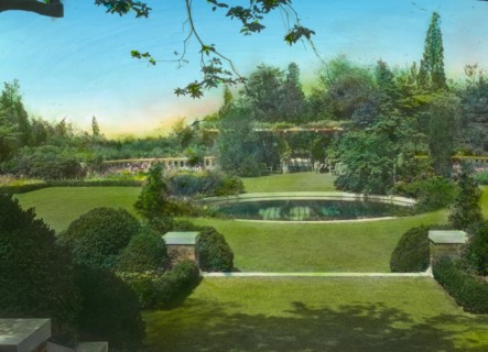 Welwyn, Harold Irving Pratt house, 100 Crescent Beach Road, Glen Cove, New York, c1918. Creator: Frances Benjamin Johnston.