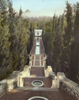El Fureidis, James Waldron Gillespie house, Parra Grande Lane, Montecito, California, 1917. Creator: Frances Benjamin Johnston.