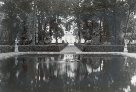 Pavillon Colombe, Edith Jones Wharton house, 33 rue Edith Wharton, St. Brice-sous..., France, 1925 Creator: Frances Benjamin Johnston.