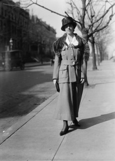 Mrs. Henry T. Bull, 1918.