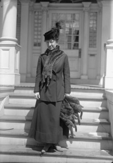 Mrs. Newton D Baker, 1917. Creator: Harris & Ewing.
