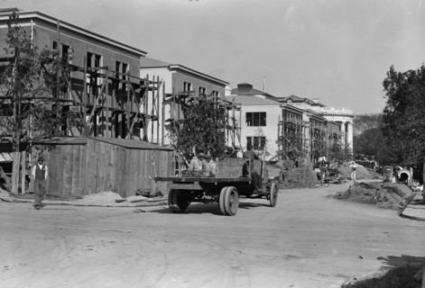 Council of National Defense Headquarters Under Construction, 1917. Creator: Harris & Ewing.