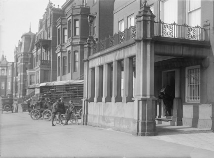 Belongings of Count J.H. Von Bernstorff being removed from the German Embassy, Washington DC, 1917.  Creator: Harris & Ewing.