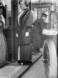 Unknown woman, 1st Breakfast?, 1913.