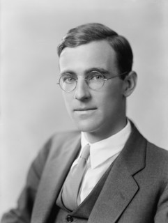 Elliott, Root - Portrait, 1933.
