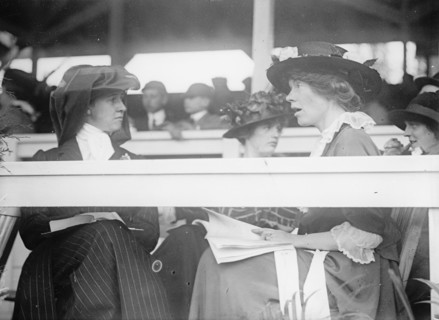 Hitt, Mrs. William F., Nee Katharine Elkins - Horse Show, 1914.