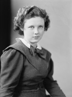 Hunsinger, Carol - Portrait, 1933.