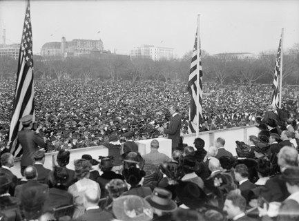 Liberty Loan Crowds, 1917.