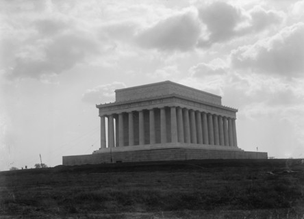 Lincoln Memorial - Complete, 1917.