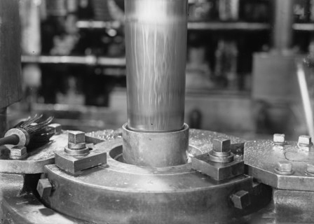 Navy Yard, U.S., Washington - Hydraulic Ram, Used in Making C.C., 1917.