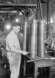 Navy Yard, U.S., Washington - Torpedo Shop, 1917.