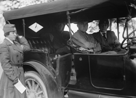 Red Cross Motor Corps - Groups, 1917.