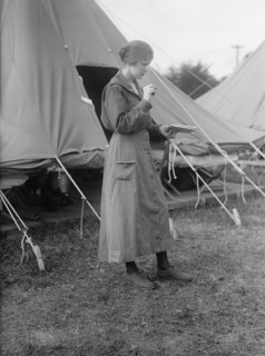 Woman's National Service School, Under Woman's Section, Navy League, Elizabeth Harding, 1916.