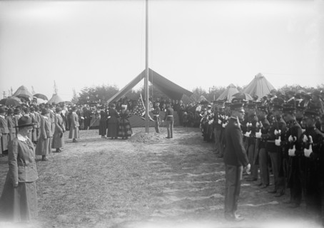 Woman's National Service School, Under Woman's Section, Navy League, Review, 1916.