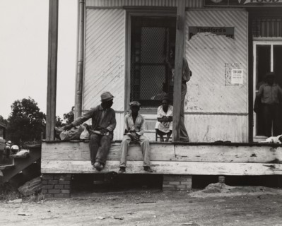 Negroes hanging around the plantation store. Mississippi Delta, 1936.