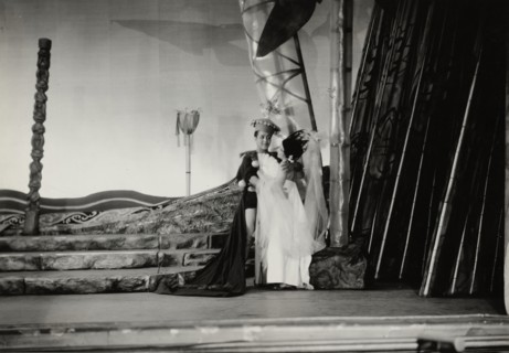 Maurice Cooper as Nanki-Poo and Gladys Boucree as Yum-Yum, 1938.