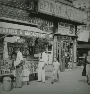 Harlem newspaper stand, 1939.
