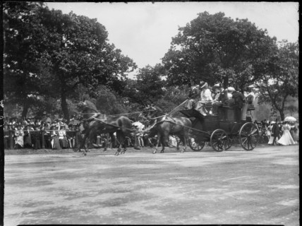 Hyde Park, City of Westminster, London, 1905. Creator: Katherine Jean Macfee.