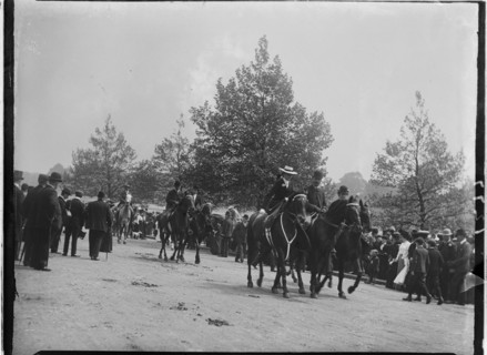 Hyde Park, City of Westminster, London, 1907. Creator: Katherine Jean Macfee.