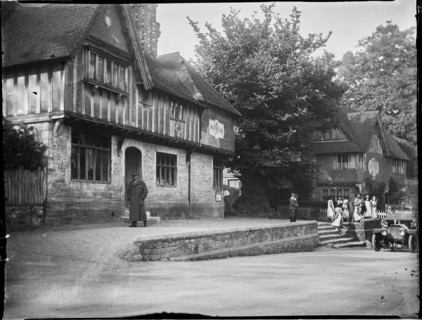 Leicester Square, Penshurst, Sevenoaks, Kent, 1911. Creator: Katherine Jean Macfee.