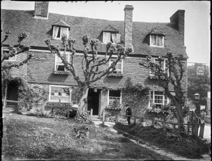 The Crown Inn, Groombridge, Speldhurst, Tunbridge Wells, Kent, 1911. Creator: Katherine Jean Macfee.