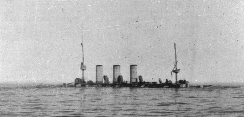 'Le croiseur ture "Medjidie" coule devant Odessa', c1915. Creator: Unknown.