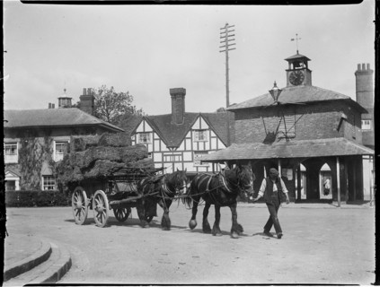 Market House, Market Square, Princes Risborough, Wycombe, Buckinghamshire, 1918. Creator: Katherine Jean Macfee.