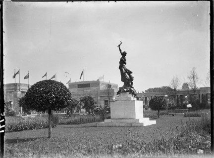 British Empire Exhibition, Wembley Park, Brent, London, 1924. Creator: Katherine Jean Macfee.