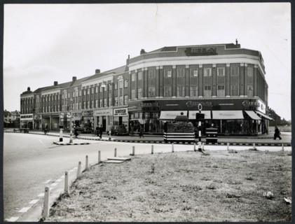 553-573 Kingsbury Road, Kingsbury, Brent, London, 1939-1950. Creator: Healey and Baker.