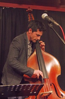 Mikele Montolli, Nigel Price Quartet, Verdict Jazz Club, Brighton, E. Sussex, 2022. Creator: Brian O'Connor.