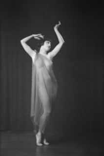Dixie, 1923 Feb. 9. Creator: Arnold Genthe.