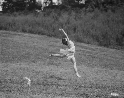 Desha, 1921 July 30. Creator: Arnold Genthe.