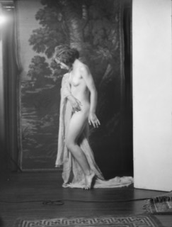 Seltzer, Alice, 1923 June 22. Creator: Arnold Genthe.