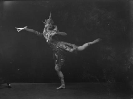 St. Denis, Ruth, 1919 Feb. 11. Creator: Arnold Genthe.