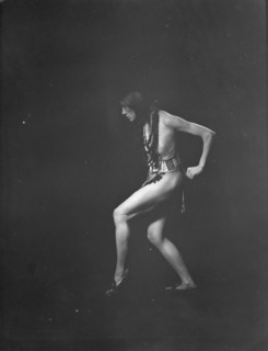Roberts, Rene, Miss, 1922 Nov. 18. Creator: Arnold Genthe.