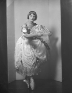 Barkette, Lina, Mrs., 1923 Jan. 18. Creator: Arnold Genthe.