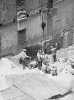 New York City views, between 1927 and 1938. Creator: Arnold Genthe.