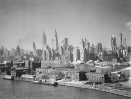 New York City views, between 1931 and 1938. Creator: Arnold Genthe.