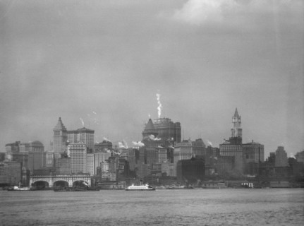 New York City views, between 1931 and 1938. Creator: Arnold Genthe.