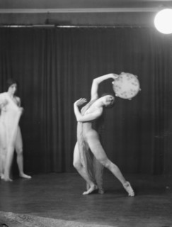 Marion Morgan dancers, between 1914 and 1927. Creator: Arnold Genthe.