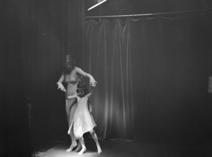 Carmen, Miss, with unidentified child dancer, 1917 Creator: Arnold Genthe.