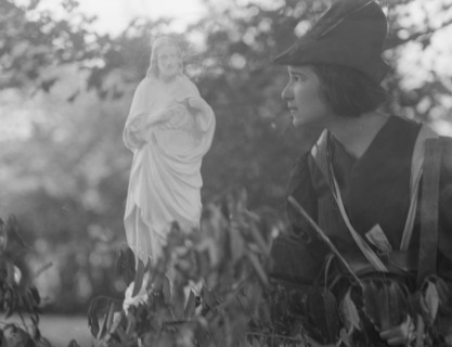Theatrical performance at Dongan Hall, 1921 May 27. Creator: Arnold Genthe.