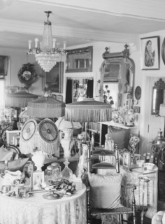 Baldrige, J.M., interior of residence, 1931 July 25. Creator: Arnold Genthe.