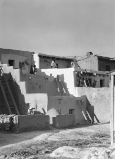 Acoma, New Mexico area views, between 1899 and 1928. Creator: Arnold Genthe.