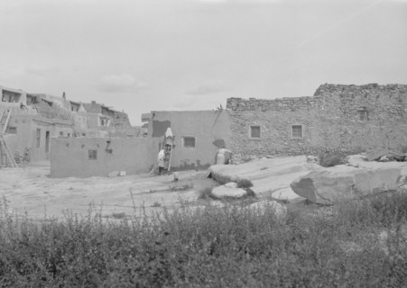 Acoma, New Mexico area views, between 1899 and 1928. Creator: Arnold Genthe.