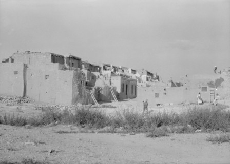 Acoma, New Mexico area views, between 1899 and 1928. Creator: Arnold Genthe.